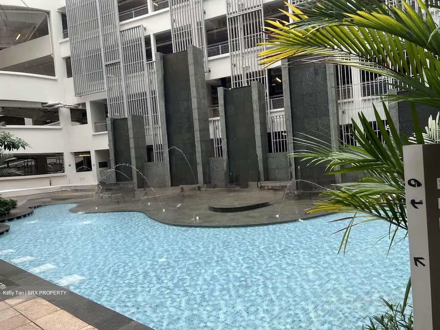 Vacanza @ East (D14), Condominium #562246661